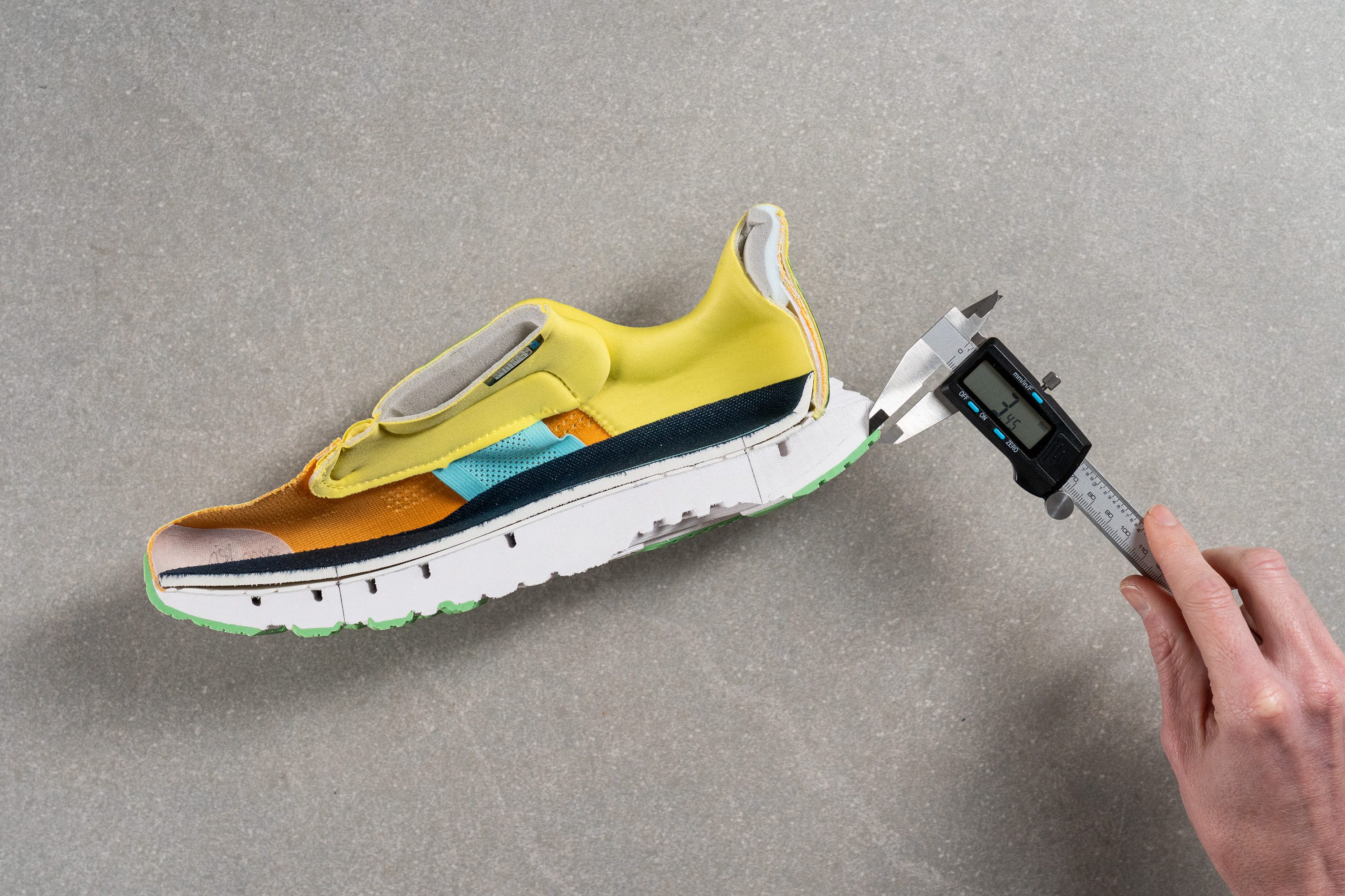 Hoka Arahi 7 Outsole thickness