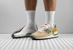 New Balance 990 v1